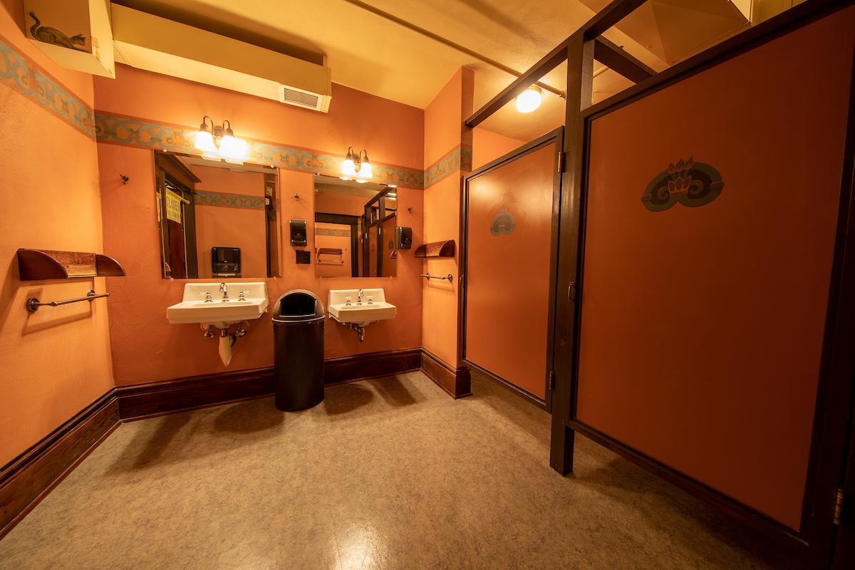 Mcmenamins Hotel Oregon McMinnville Eksteriør billede
